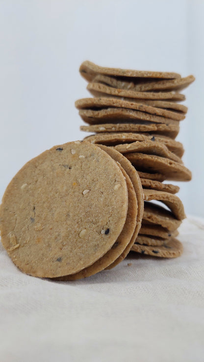 Crackers de Avena, Tomate y Albahaca
