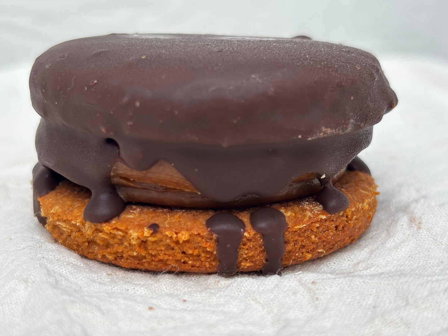 Alfajor Dulce de leche y Mantequilla Mani
